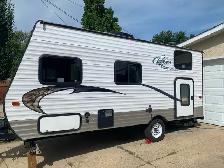 2014 Coachmen Clipper travel trailer 17bh - Photo 2