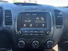2018 KIA FORTE LX  - HEATED SEATS - BACK-UP CAM - BUCKET SEATS - Photo 12