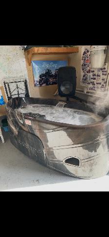 2018 SpaBerry 2 person Hot Tub