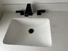 looking for someone to work a cleaning job - Photo 2