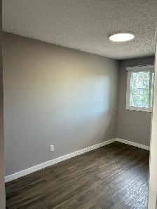 3bed 2bath townhouse for $1700. Special incentives included - Photo 7
