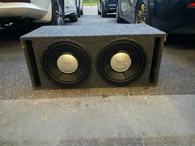 Dual 12" JBL GTO 1202D - 300W RMS - 1200W Peak - Ported box