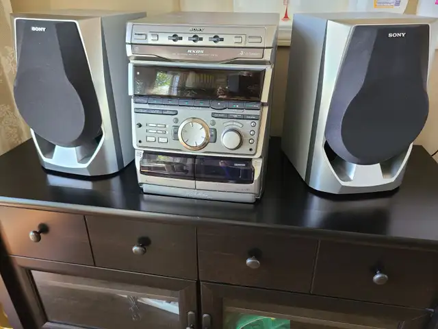 5 DIFFERENT DIVERSE MUSIC CAPABILITIES