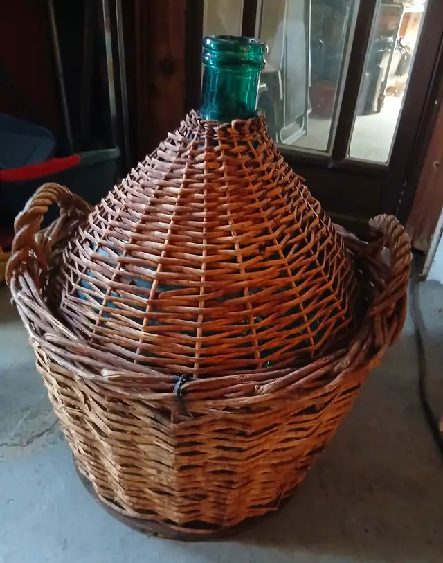 Demijohn