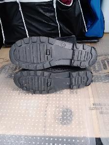 Random Footwear For Sale - Photo 6
