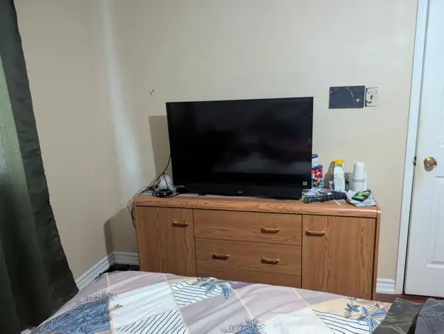 room for rent!