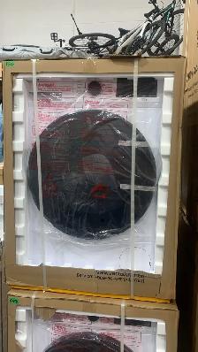 Vesta 24' Front Load Washer