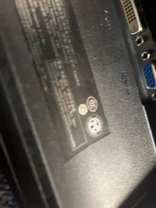 Dell E2414HT  Monitor - Photo 3