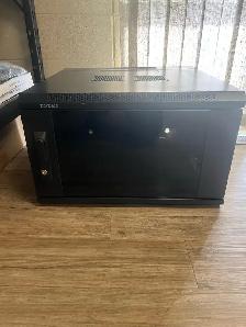 Toten 6U Mountable Server Rack