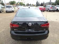 2017 Volkswagen Jetta Sedan 1.4 TSi Auto Wolfsburg Edition | R C - Photo 4