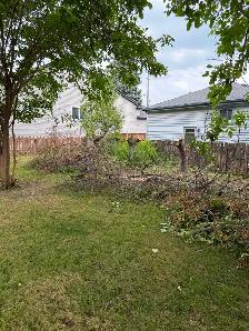 Interlock - Flagstone - Junk Removal - Retaining Wall - Photo 3