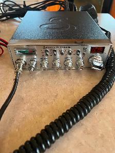 Cobra 29 cb complete with antenna and speaker with 12v plug - Photo 2
