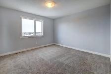 3.5BR   2.5Bath Open Concept Main Floor Home - Photo 14