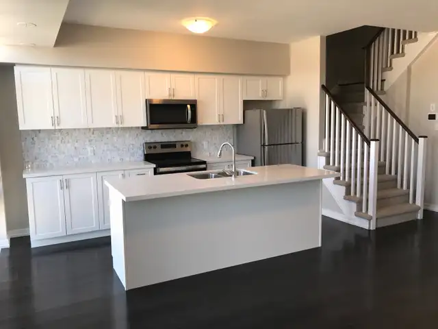 2 Bedroom Townhouse Available for Rent in Stouffville