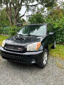 Toyota Rav4 année 2005 couleur noir