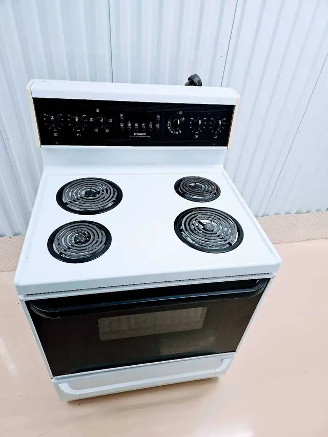 Frigidaire Electric Range