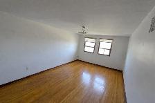 rent room - Photo 2