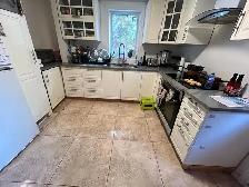 Room for Rent – Women Only – Near Plamondon Metro – $600 - Photo 7
