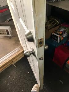 deadbolt-Smart Key, smart Lock installation. Misalignment proble - Photo 5
