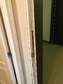 cracked door frames- 'selling', Free estimate.fixed we do or - Photo 6