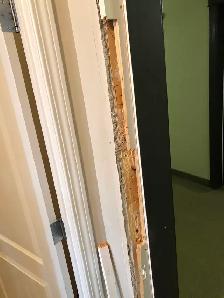cracked door frames- 'selling', Free estimate.fixed we do or - Photo 7