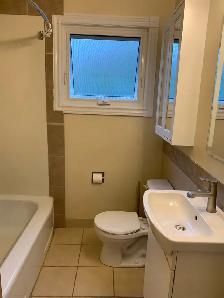 3  1 Bd 2 Bath Bungalow in Sherbrooke - Photo 9