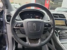 2019 Lincoln Nautilus Reserve AWD Nav / Sunroof / LTH / Rear Ca - Photo 18