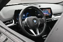 2025 BMW X1 XDRIVE AWD | LEATHER | HEATED SEATS | SUNROOF | APPL - Photo 5