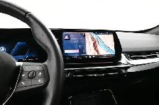 2025 BMW X1 XDRIVE AWD | LEATHER | HEATED SEATS | SUNROOF | APPL - Photo 18