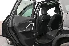 2025 BMW X1 XDRIVE AWD | LEATHER | HEATED SEATS | SUNROOF | APPL - Photo 21