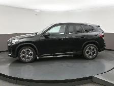 2025 BMW X1 XDRIVE AWD | LEATHER | HEATED SEATS | SUNROOF | APPL - Photo 35