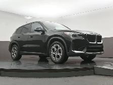 2025 BMW X1 XDRIVE AWD | LEATHER | HEATED SEATS | SUNROOF | APPL - Photo 40