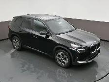 2025 BMW X1 XDRIVE AWD | LEATHER | HEATED SEATS | SUNROOF | APPL - Photo 48