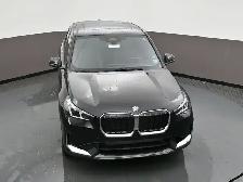 2025 BMW X1 XDRIVE AWD | LEATHER | HEATED SEATS | SUNROOF | APPL - Photo 49
