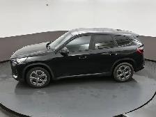 2025 BMW X1 XDRIVE AWD | LEATHER | HEATED SEATS | SUNROOF | APPL - Photo 51