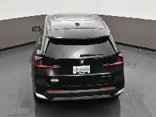 2025 BMW X1 XDRIVE AWD | LEATHER | HEATED SEATS | SUNROOF | APPL - Photo 53