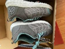 SAFETY SHOES- LADIES, BRANDED & NEW. - Photo 2