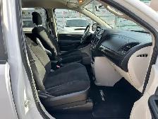 2016 Dodge Grand Caravan SXT Stow n Go - Photo 8