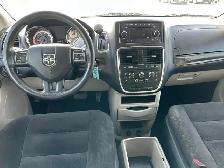 2016 Dodge Grand Caravan SXT Stow n Go - Photo 11