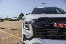2027 GMC Terrain AWD Elevation - Photo 11
