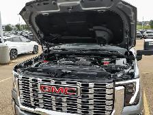 2026 GMC Sierra 3500HD Denali - Photo 10