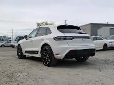 2023 Porsche Macan T 4dr SUV - Photo 7