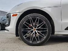 2023 Porsche Macan T 4dr SUV - Photo 9