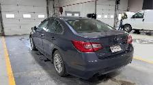 2017 Subaru Legacy - Photo 3