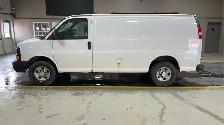 2016 Chevrolet Express - Photo 2