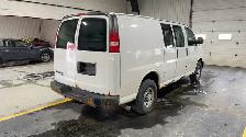 2016 Chevrolet Express - Photo 5