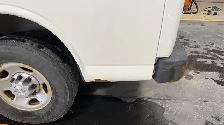 2016 Chevrolet Express - Photo 33