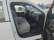 2016 Chevrolet Silverado 3500HD - Photo 17