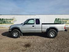 2004 Toyota Tacoma - Photo 5