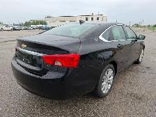 2017 Chevrolet Impala - Photo 5